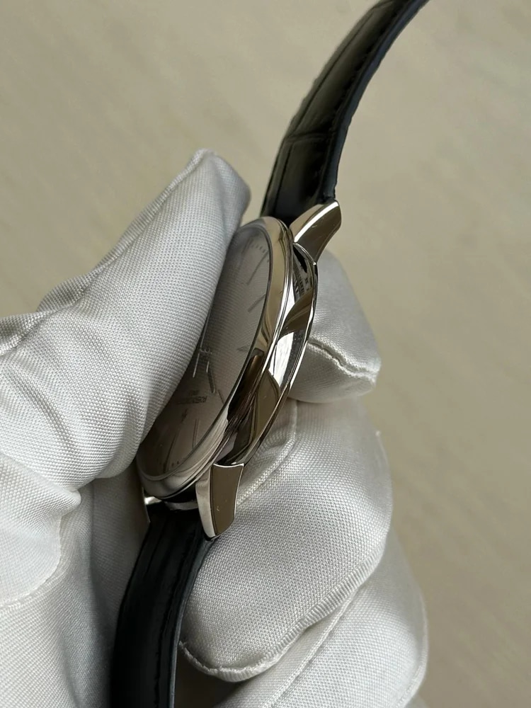 Vacheron Constantin Patrimony Contemporaine Self-Winding, image 3 Vacheron Constantin Patrimony Contemporaine Self-Winding, image 3