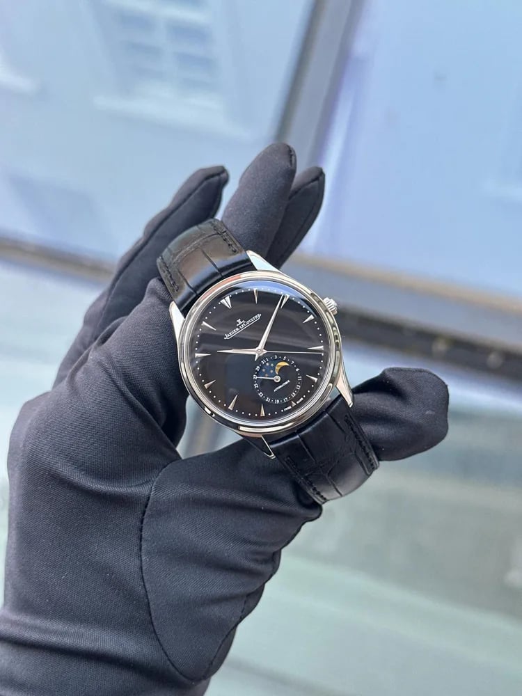 Jaeger-LeCoultre Master Ultra Thin Moon Q1368470, image 1 Jaeger-LeCoultre Master Ultra Thin Moon Q1368470, image 1