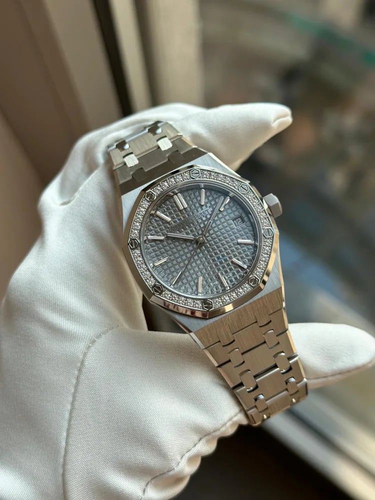 Audemars Piguet Royal Oak Selfwinding, image 1 Audemars Piguet Royal Oak Selfwinding, image 1