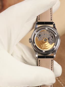 Patek Philippe Annual Calendar Platinum 5056P-001, image 9 Patek Philippe Annual Calendar Platinum 5056P-001, image 9