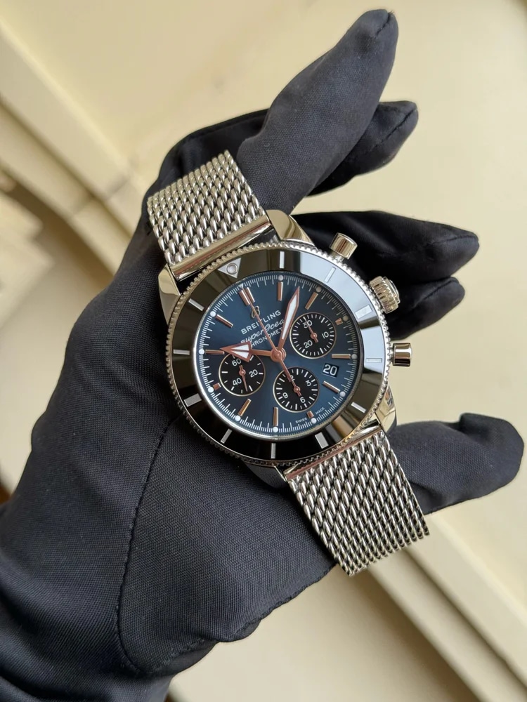 Breitling Superocean Heritage II Chronograph Full Set, image 1 Breitling Superocean Heritage II Chronograph Full Set, image 1