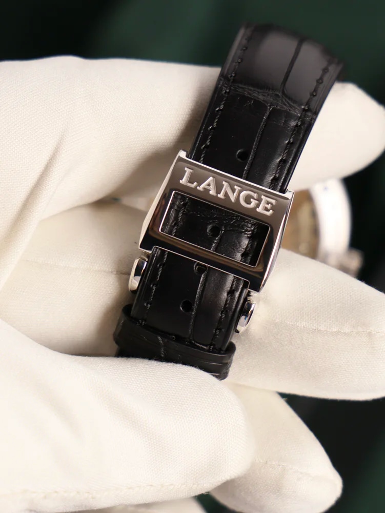 Daymatic with original 950 Platinum deployment clasp, image 5 Daymatic with original 950 Platinum deployment clasp, image 5