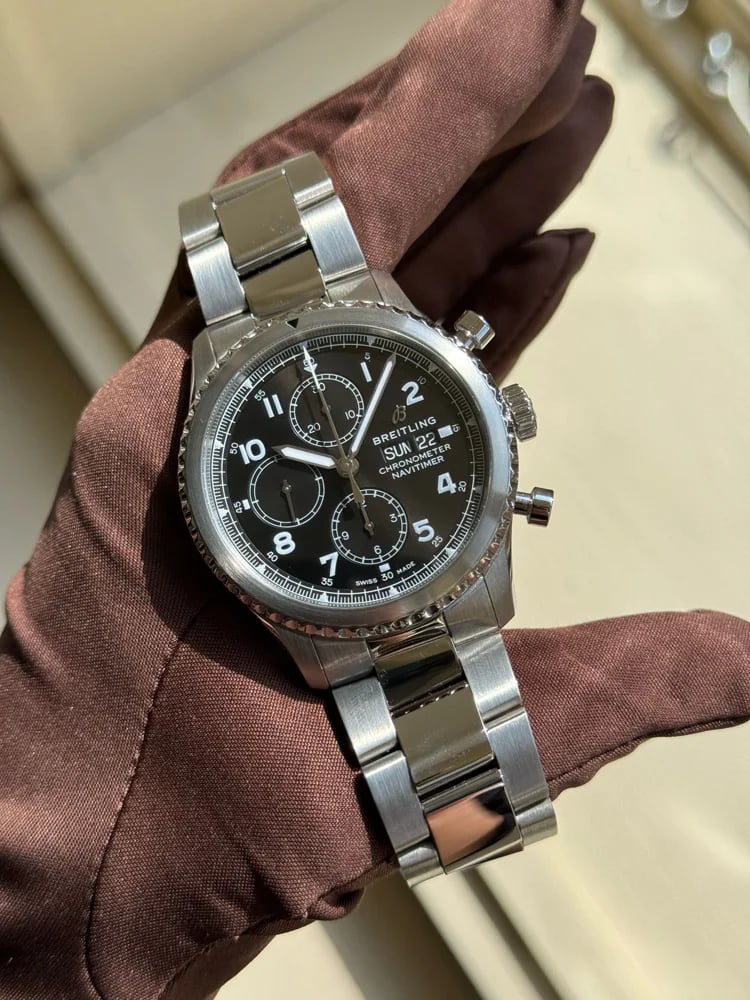Breitling Navitimer 8 Chronograph, image 1 Breitling Navitimer 8 Chronograph, image 1