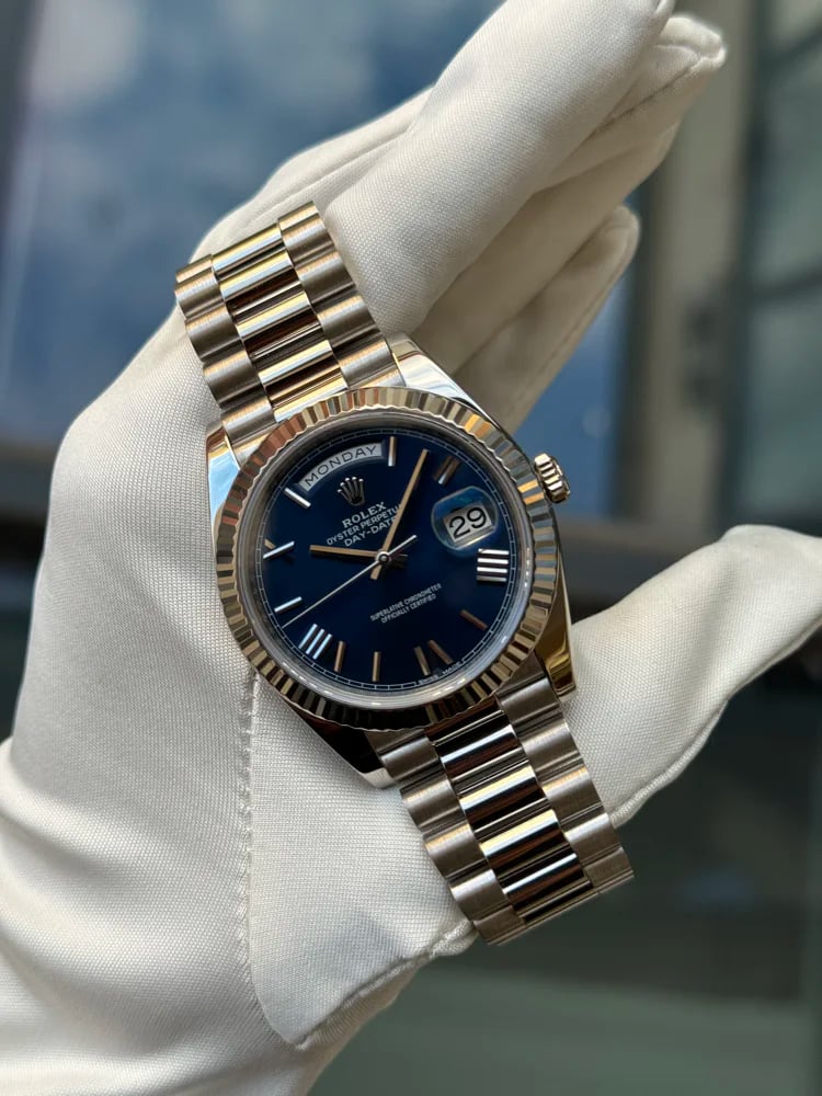 Rolex Day-Date 40 White Gold Blue Dial Roman Numerals, image 1 Rolex Day-Date 40 White Gold Blue Dial Roman Numerals, image 1