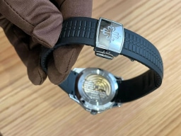 Patek Philippe Aquanaut Box & Papers, image 4 Patek Philippe Aquanaut Box & Papers, image 4