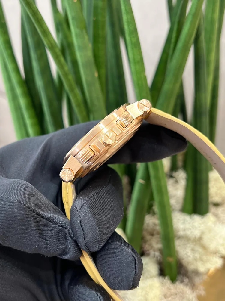 Chronograph Box and Papers Officially Serviced, image 9 Chronograph Box and Papers Officially Serviced, image 9