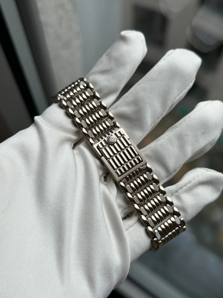 Patek Philippe Calatrava Box+Papers 2009 Rare Bracelet, image 6 Patek Philippe Calatrava Box+Papers 2009 Rare Bracelet, image 6