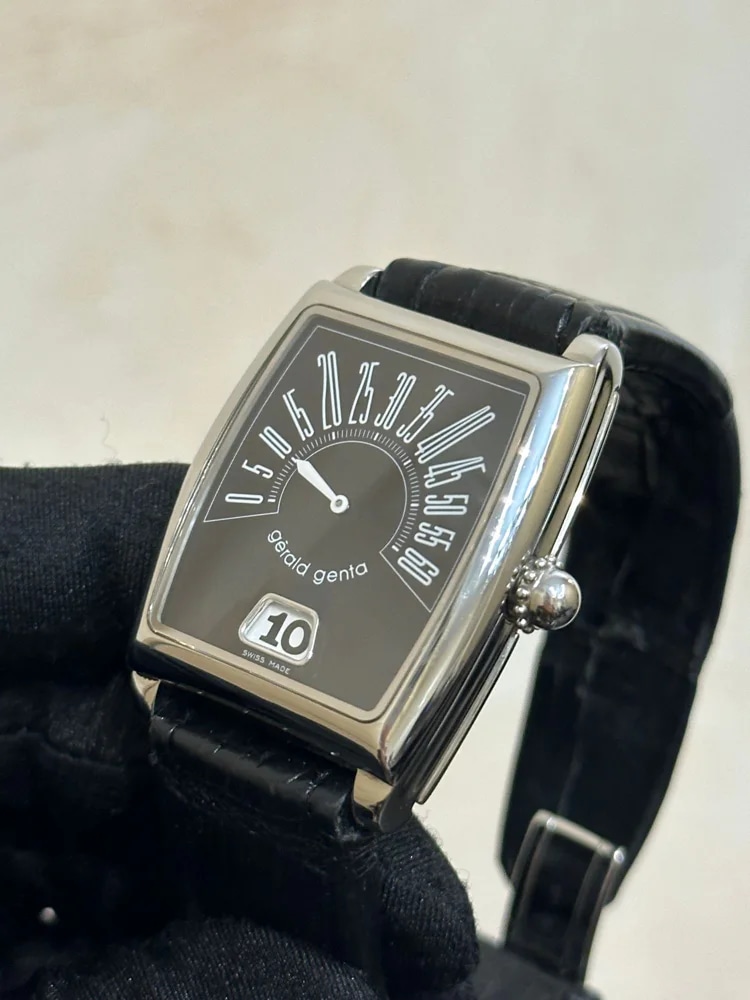 Gérald Genta Arena Retro Solo, image 3 Gérald Genta Arena Retro Solo, image 3