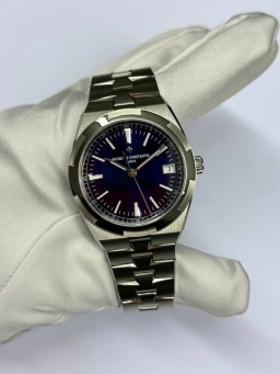 Blue Dial 4520V/210A-B128, image 1 Blue Dial 4520V/210A-B128, image 1