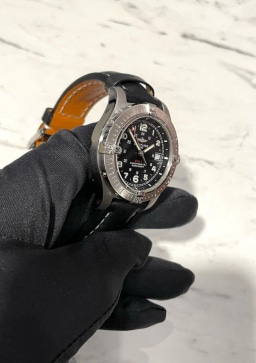 Breitling Colt Quartz A7438010 Box & Papers 2009, image 2 Breitling Colt Quartz A7438010 Box & Papers 2009, image 2