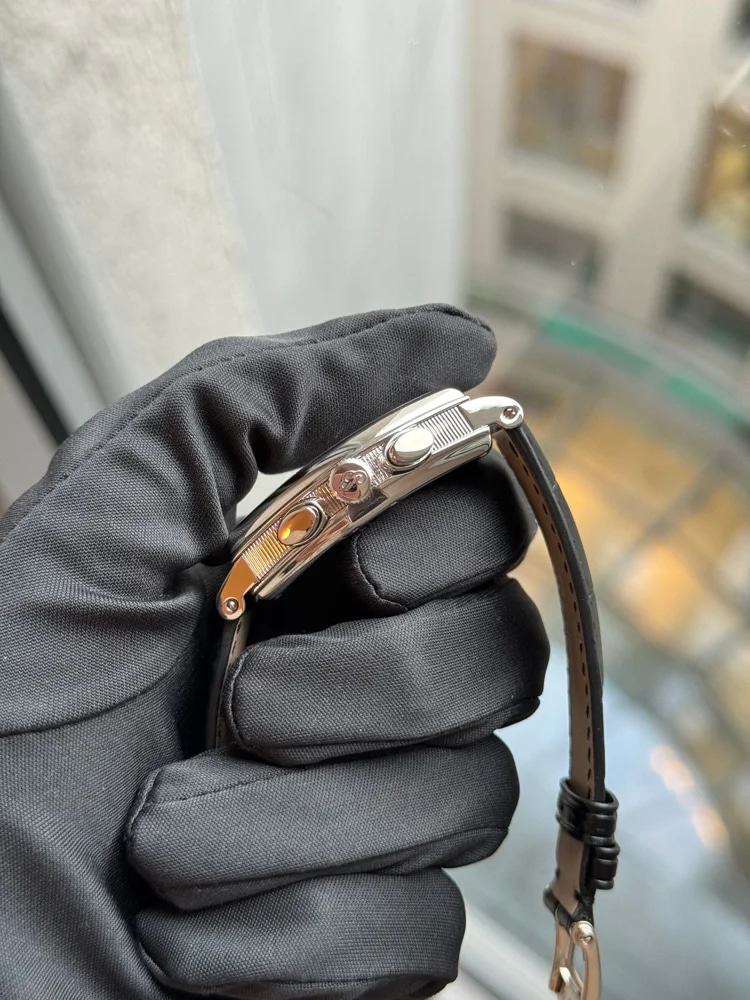 Breguet Heritage Chronograph 5460 Platinum White Gold Buckle, image 2 Breguet Heritage Chronograph 5460 Platinum White Gold Buckle, image 2