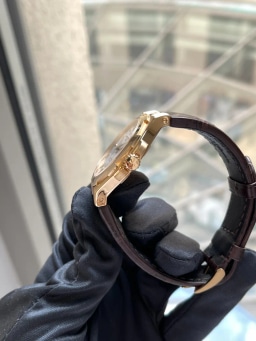 Vacheron Constantin Overseas 42040, image 4 Vacheron Constantin Overseas 42040, image 4