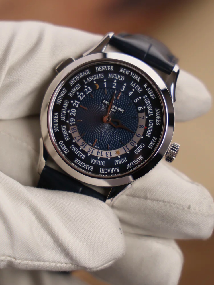 Patek Philippe World Time Platinum, image 1 Patek Philippe World Time Platinum, image 1