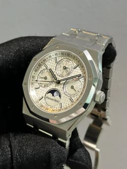 Audemars Piguet Royal Oak Perpetual Calendar 26574ST, image 3 Audemars Piguet Royal Oak Perpetual Calendar 26574ST, image 3