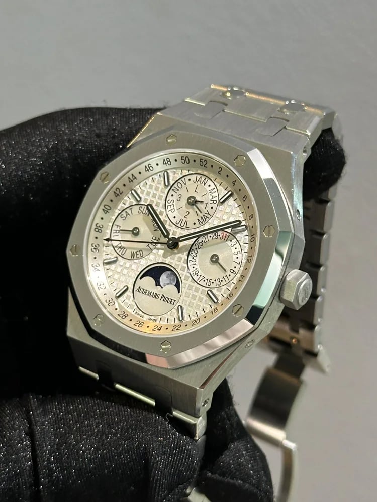 Audemars Piguet Royal Oak Perpetual Calendar 26574ST, image 3 Audemars Piguet Royal Oak Perpetual Calendar 26574ST, image 3