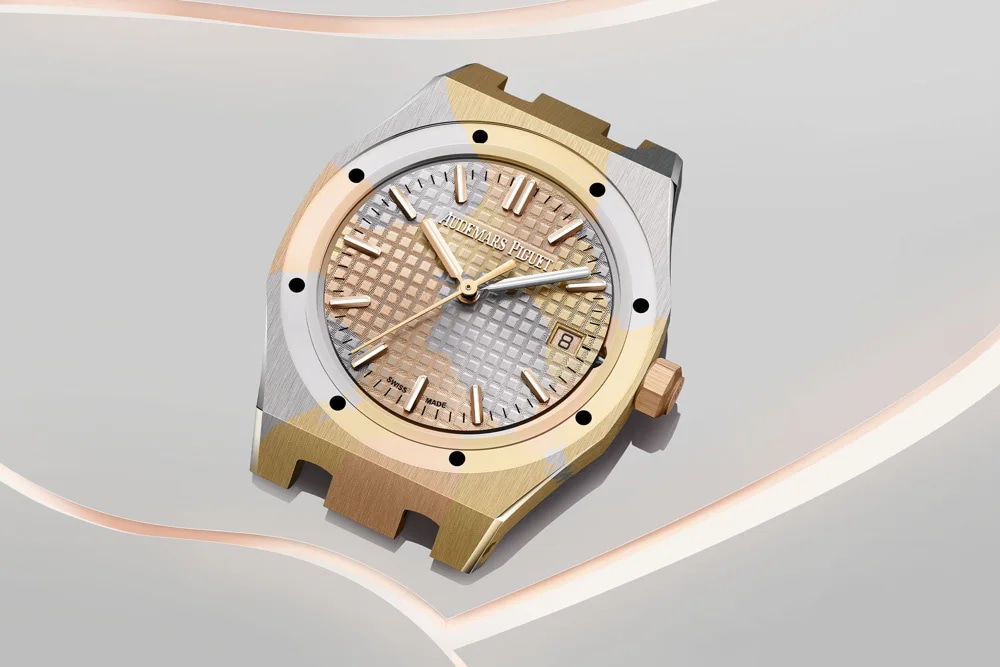 Audemars Piguet Revolutionizes Luxury with Chroma Gold, the Camouflage Gold Alloy in Concept Royal Oak 34 mm | Chrono 10:10 Audemars Piguet Revolutionizes Luxury with Chroma Gold, the Camouflage Gold Alloy in Concept Royal Oak 34 mm | Chrono 10:10