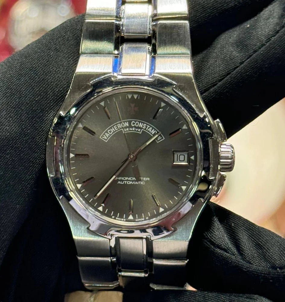 Vacheron Constantin Overseas Grey Dial, image 1 Vacheron Constantin Overseas Grey Dial, image 1