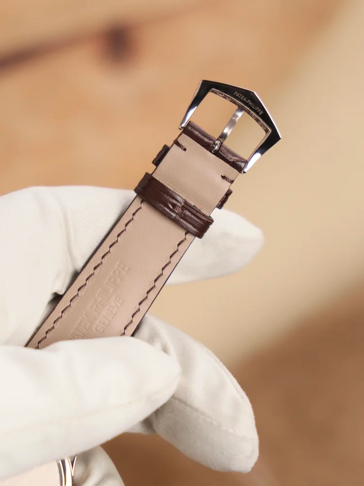 White Gold, image 7 White Gold, image 7