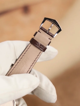 White Gold, image 7 White Gold, image 7