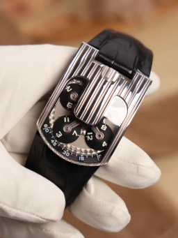Urwerk UR-103 UR-103.03 Platinum Limited edition 25 pcs EXTREMELY RARE, image 1 Urwerk UR-103 UR-103.03 Platinum Limited edition 25 pcs EXTREMELY RARE, image 1