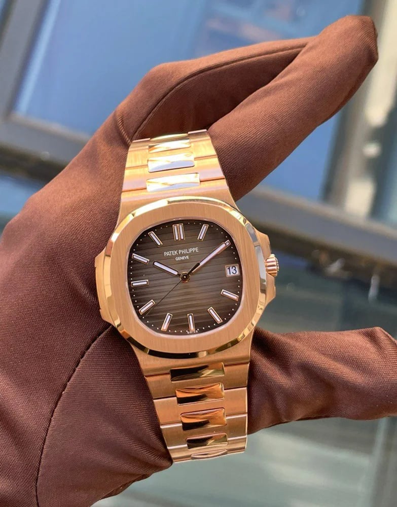 Patek Philippe Nautilus Rose Gold, image 1 Patek Philippe Nautilus Rose Gold, image 1