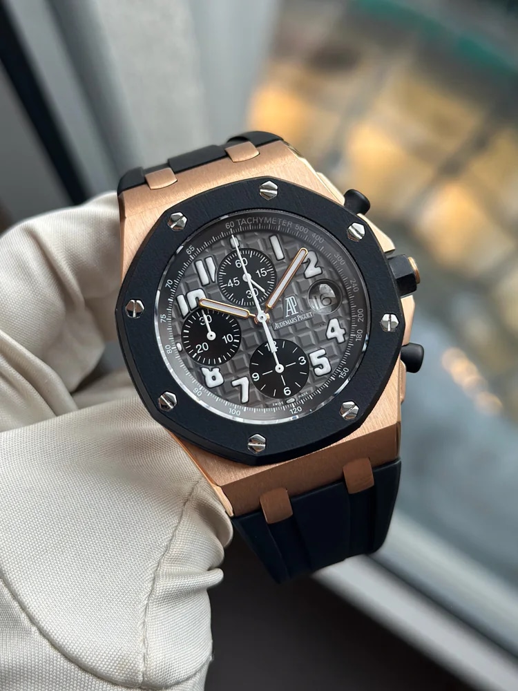 Audemars Piguet Royal Oak Offshore Chronograph, image 1 Audemars Piguet Royal Oak Offshore Chronograph, image 1