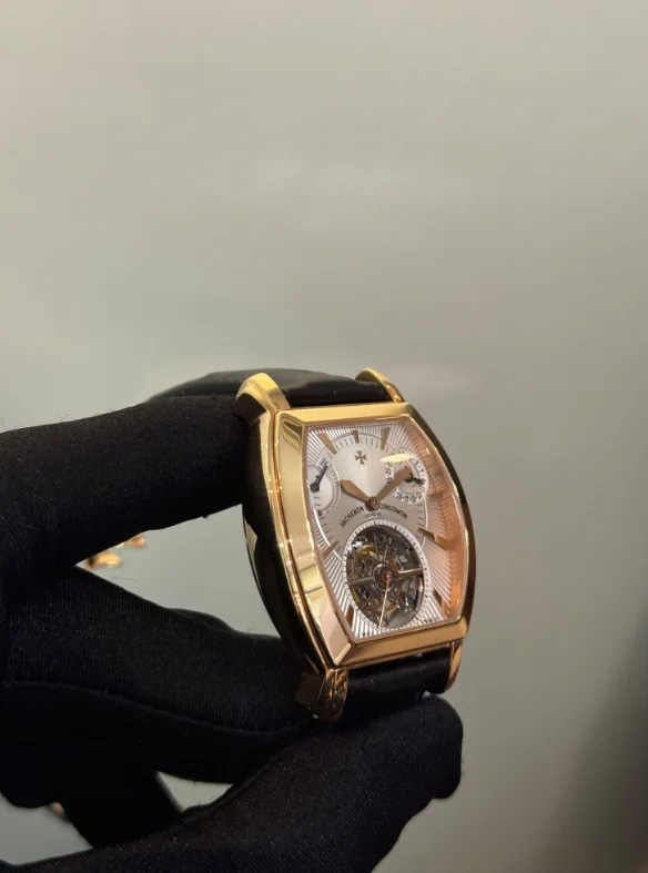 Vacheron Constantin Malte TONNEAU TOURBILLON, image 2 Vacheron Constantin Malte TONNEAU TOURBILLON, image 2