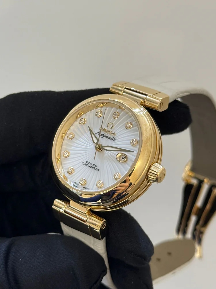 Omega De Ville Ladymatic 425.63.34.20.55.002, image 3 Omega De Ville Ladymatic 425.63.34.20.55.002, image 3