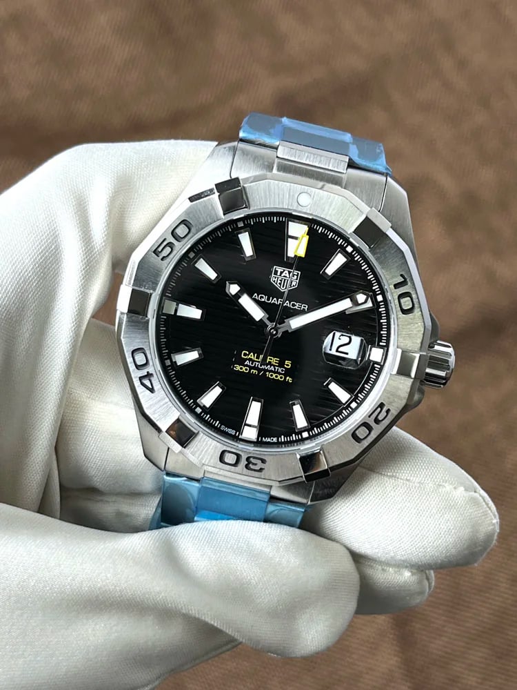 TAG Heuer Aquaracer 300M Steel Bezel Black Dial, image 2 TAG Heuer Aquaracer 300M Steel Bezel Black Dial, image 2
