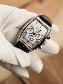 Breguet Heritage Chronograph 5460 Platinum White Gold Buckle, image 1 Breguet Heritage Chronograph 5460 Platinum White Gold Buckle, image 1