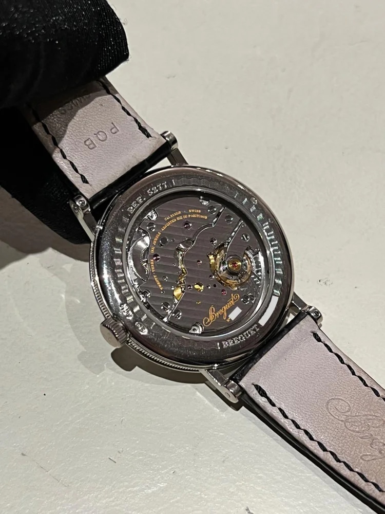 Breguet Classique Power Reserve 5277BB, image 6 Breguet Classique Power Reserve 5277BB, image 6