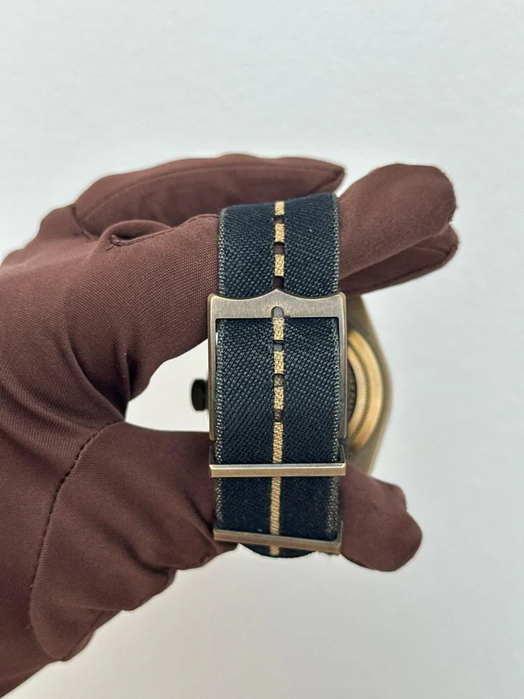 Bronze, image 2 Bronze, image 2