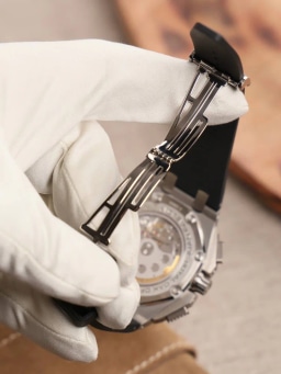 Juan Pablo Montoya Titanium Limited edition Official AP Service 2026 Rubber strap, image 6 Juan Pablo Montoya Titanium Limited edition Official AP Service 2026 Rubber strap, image 6