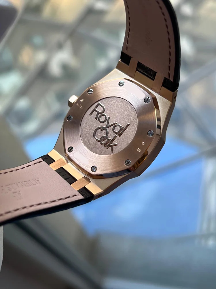 Audemars Piguet Royal Oak Dual Time + Extract from Archives, image 5 Audemars Piguet Royal Oak Dual Time + Extract from Archives, image 5