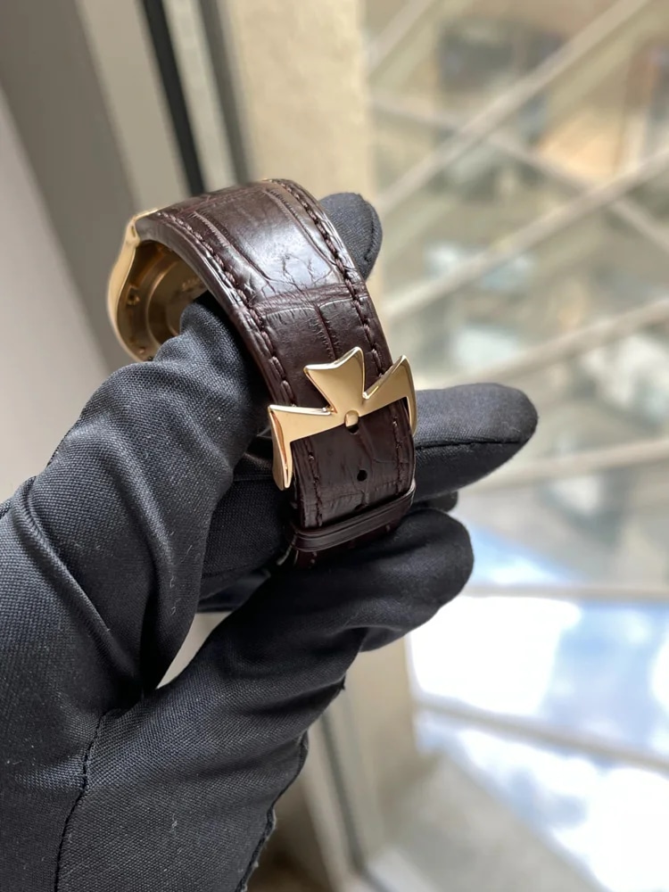 Vacheron Constantin Overseas 42040, image 5 Vacheron Constantin Overseas 42040, image 5