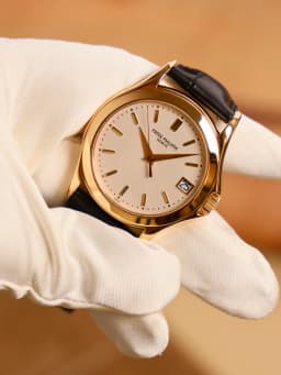 Patek Philippe Calatrava 18k 5107J, image 1 Patek Philippe Calatrava 18k 5107J, image 1