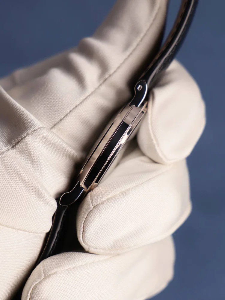 White Gold, image 3 White Gold, image 3