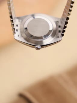 Rolex Datejust 41 Smooth Bezel Jubilee Bracelet Black Index Dial, image 8 Rolex Datejust 41 Smooth Bezel Jubilee Bracelet Black Index Dial, image 8